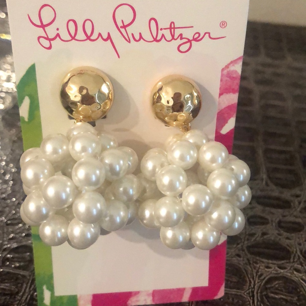 Lilly Pulitzer clip on pearl earrings